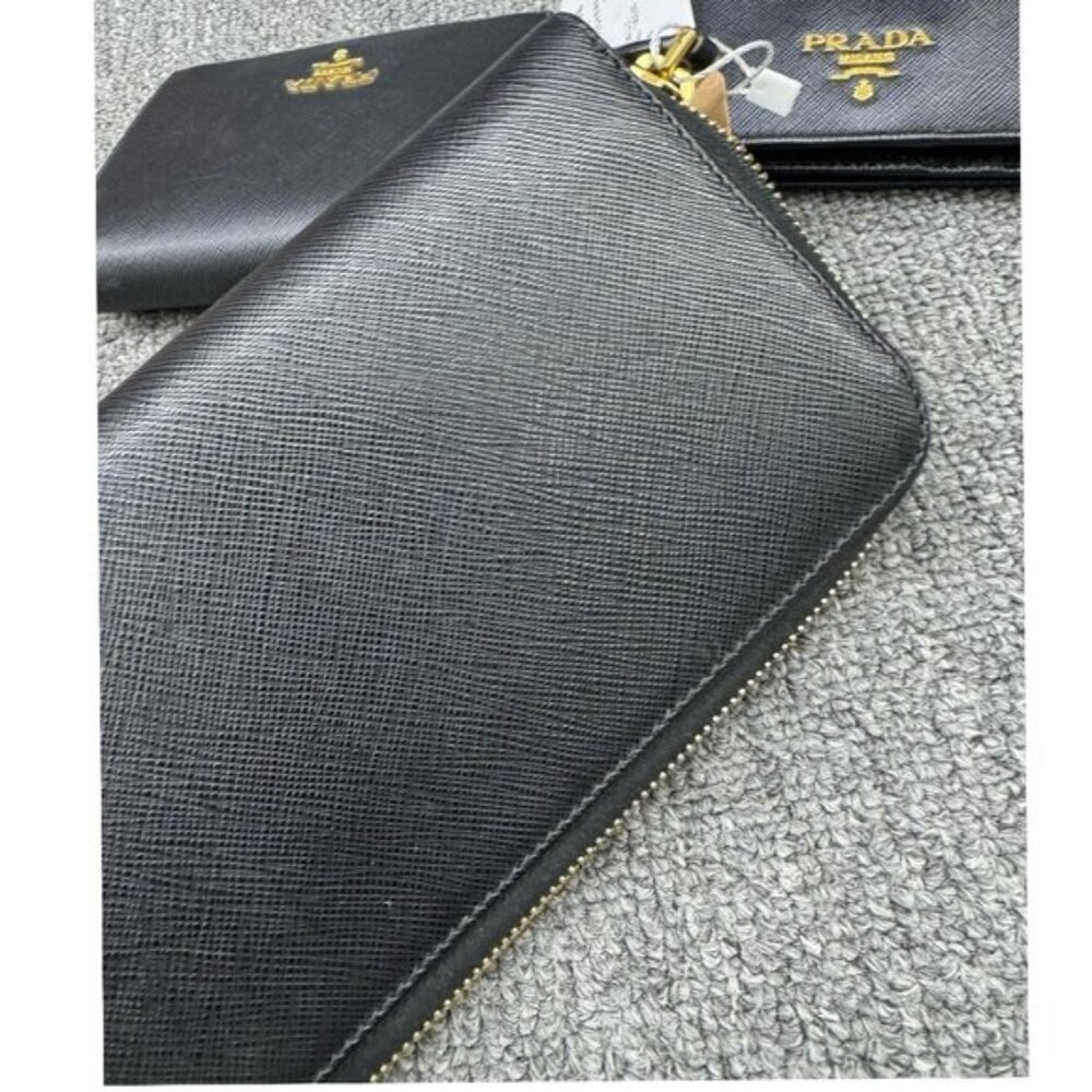 Prada Saffiano Zippy Black Wallet 175-013025 - Picture 3 of 8